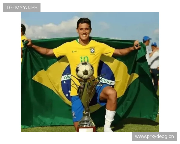 穆萨西索科加盟帕纳辛奈科斯正式宣布