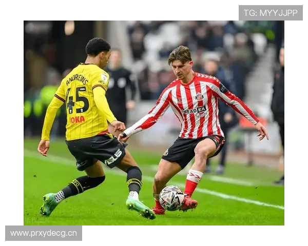 利兹联半场被动斯坦斯菲尔德中框